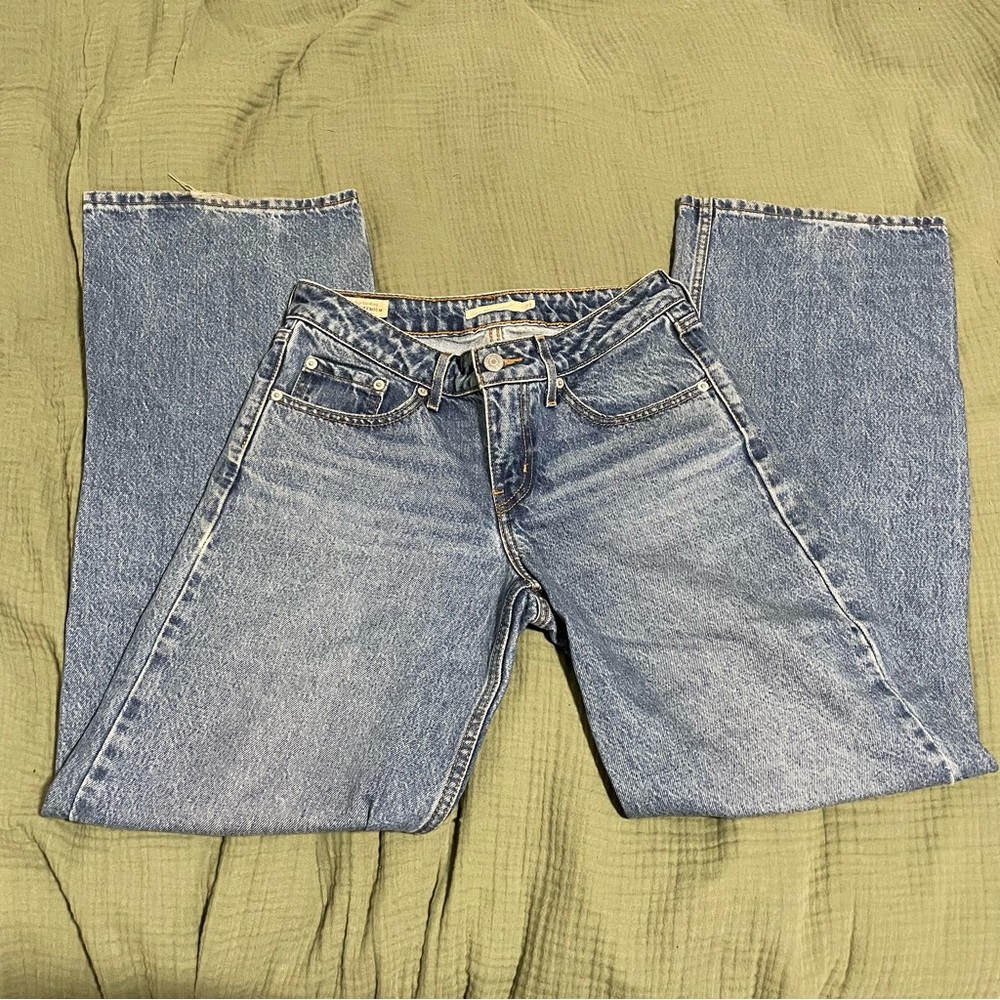 Levi’s low loose jeans